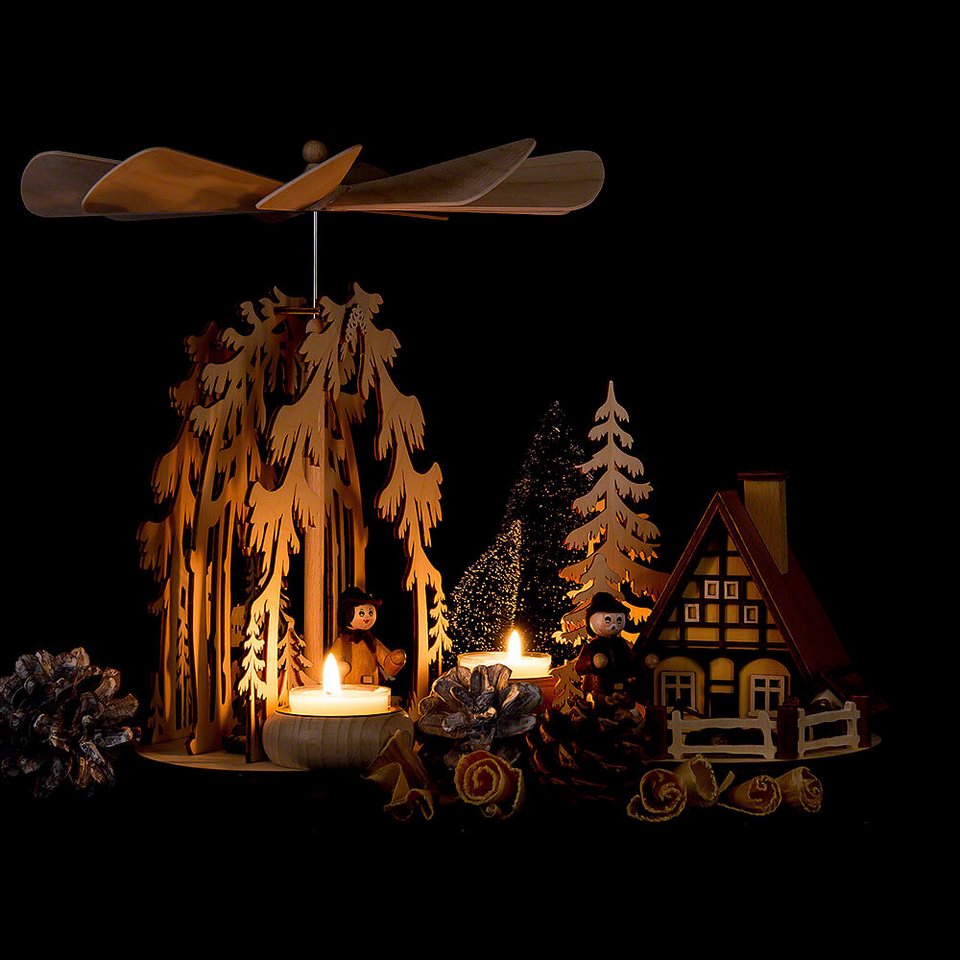 RATAGS Kunsthandwerk Handgefertigte Weihnachtspyramide Waldlichtung mit Räucherhaus und Waldleuten, 9.4 Zoll